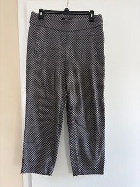 Apt. 9 Black & White Geometric Capris